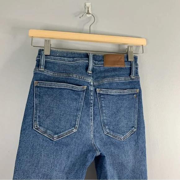 Madewell Cali Demi Boot Jeans in Bodney Wash Light Blue Flare  Leg Stretch 23 - Picture 12 of 13